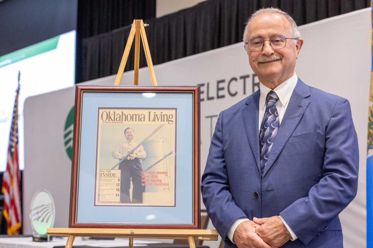 Hamid Vahdatipour Honored with OAEC Hall of Fame Induction